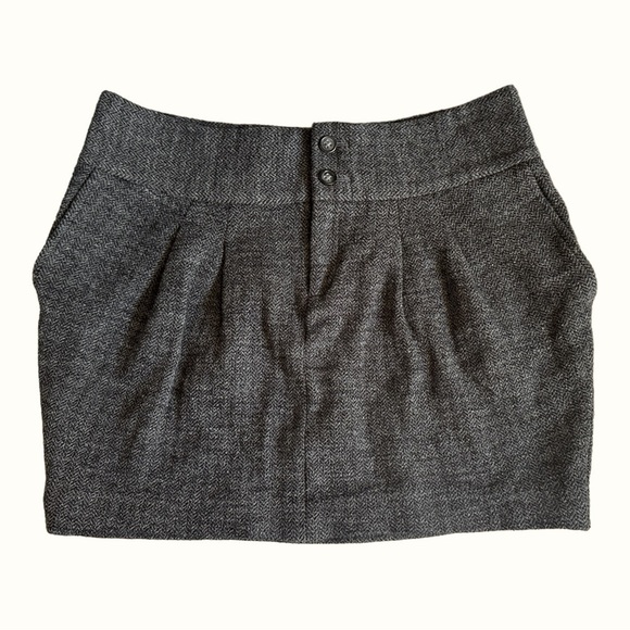 Banana Republic Y2K 100% Wool Karine Tailored Herringbone Mini Skirt Size 4 2010 - Picture 1 of 7